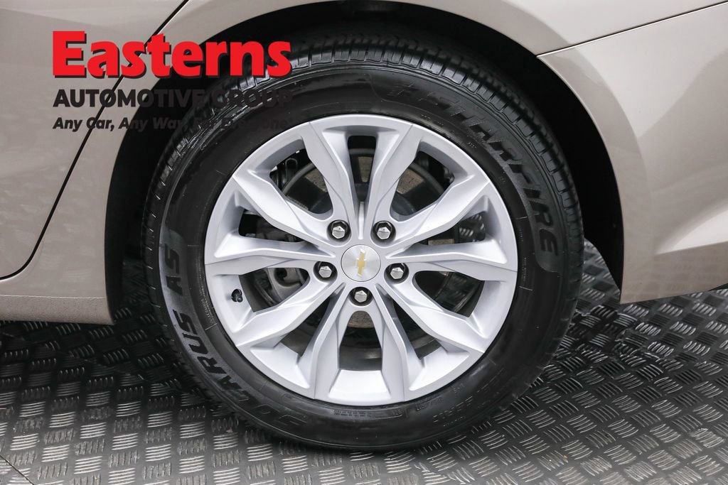 Used 2023 Chevrolet Malibu LT image 33