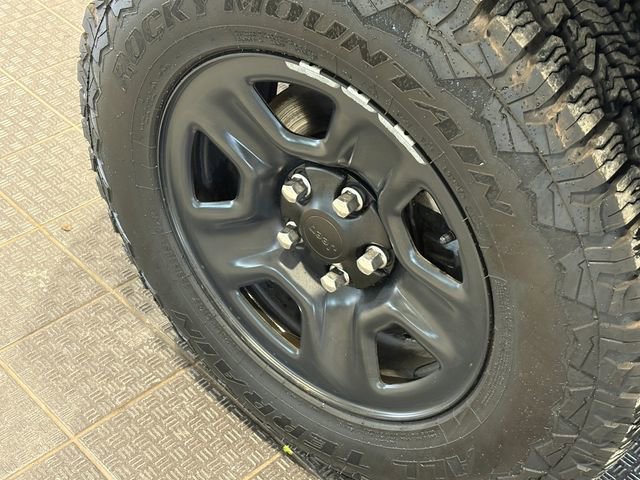 Used 2021 Jeep Wrangler Unlimited Sport AWD/4WD image 5
