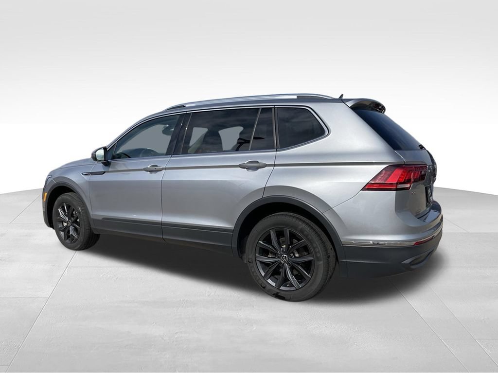 Used 2024 Volkswagen Tiguan Wolfsburg Edition AWD/4WD image 6