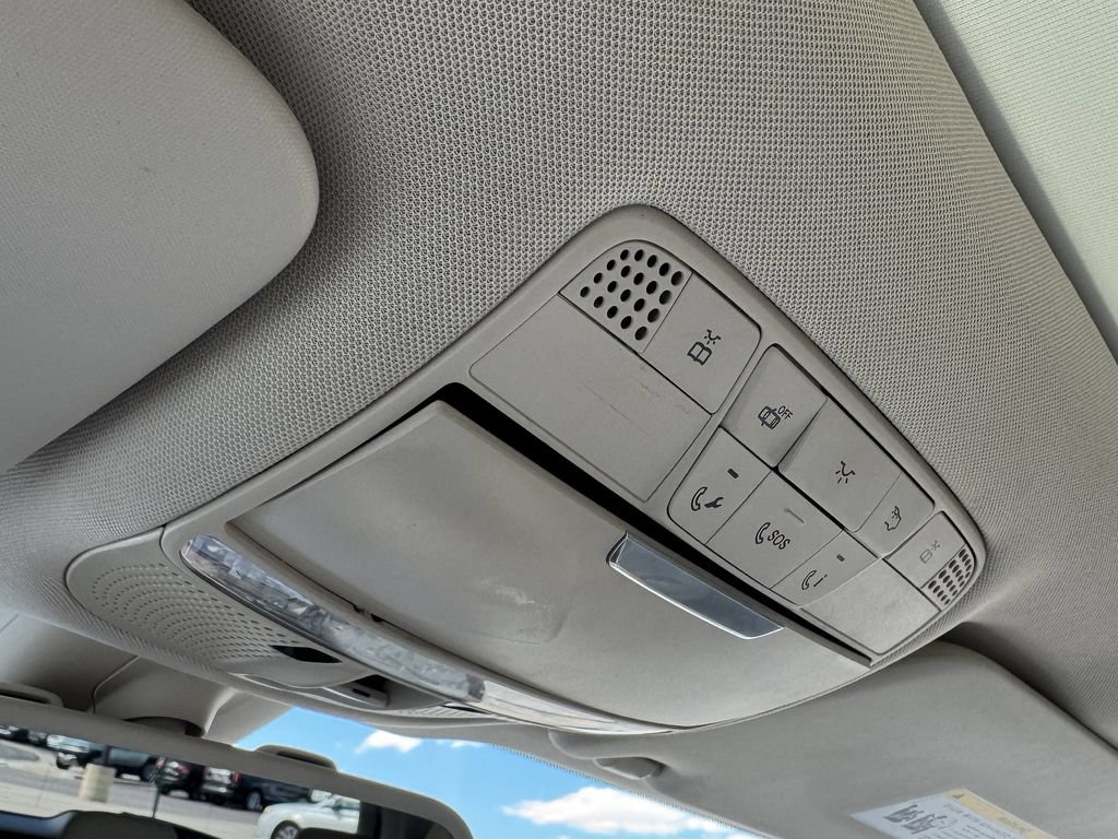 Used 2019 Mercedes-Benz GLC 300 4MATIC image 19