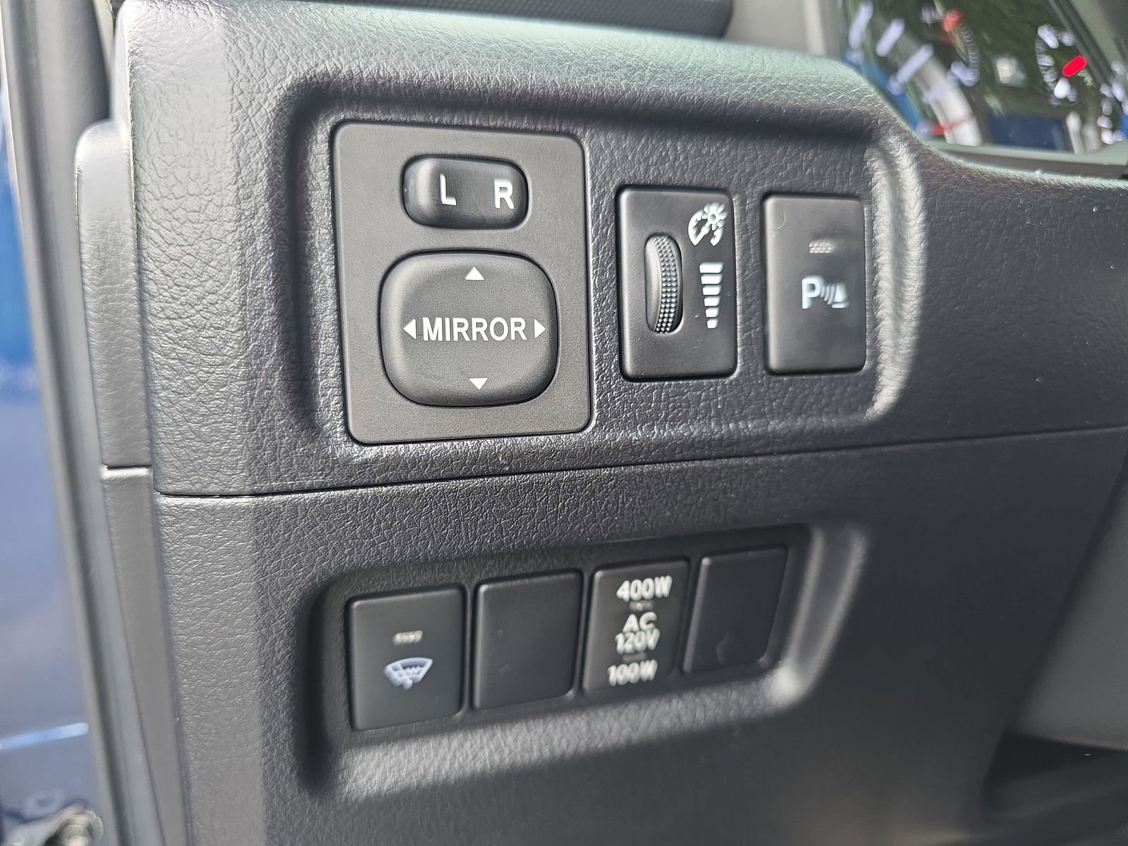 Used 2019 Toyota 4Runner Limited AWD/4WD image 25