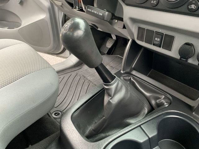 Used 2012 Toyota Tacoma 4x4 Regular Cab image 20
