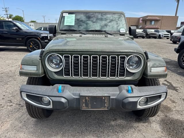 Used 2024 Jeep Wrangler Unlimited Sahara AWD/4WD image 2
