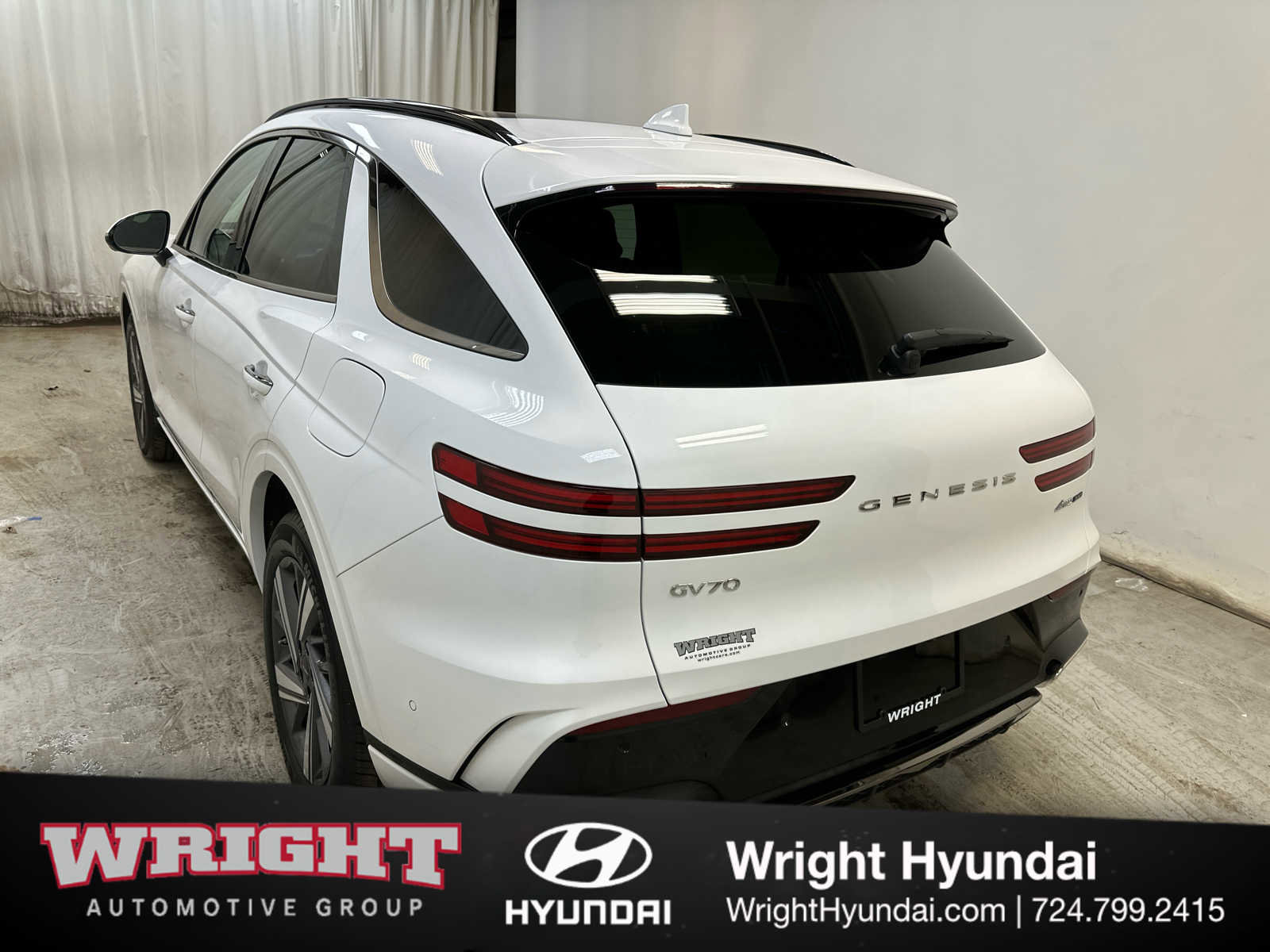 Used 2026 Genesis GV70 3.5T Sport Advanced image 4