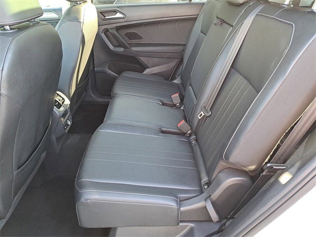 Used 2023 Volkswagen Tiguan SE image 11