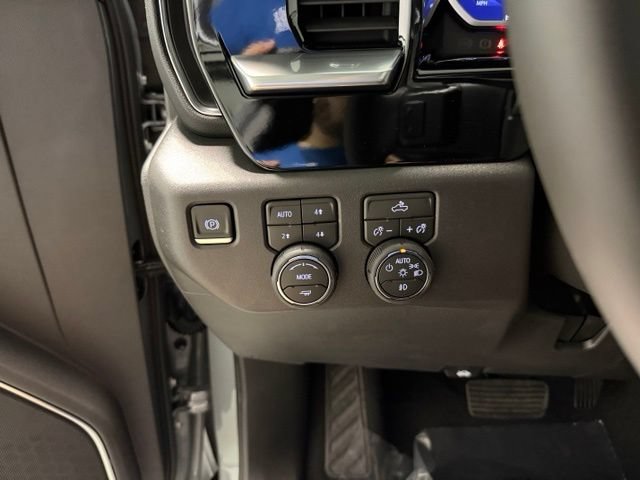 New 2026 Chevrolet Silverado 1500 LT Trail Boss w/ Convenience Package II AWD/4WD image 17