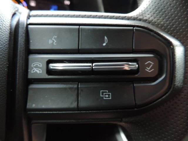 Used 2024 Chevrolet Colorado W/T w/ Safety Package RWD image 30