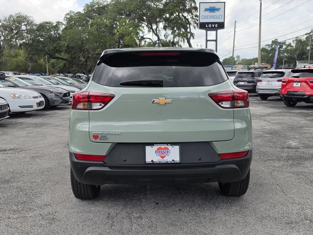 Used 2025 Chevrolet TrailBlazer LS w/ LS Convenience Package FWD image 4