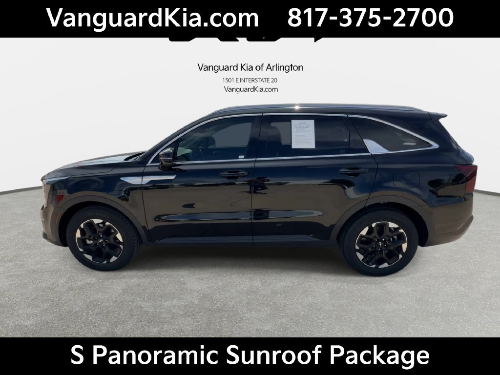 Certified 2026 Kia Sorento S w/ S Panoramic Sunroof Package FWD image 5