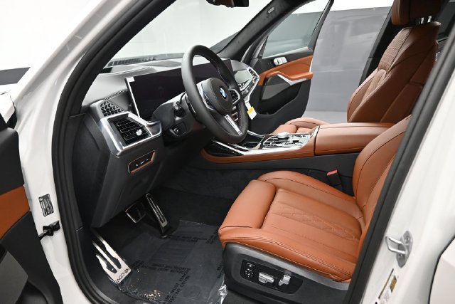 New 2027 BMW X7 M60i AWD/4WD image 18