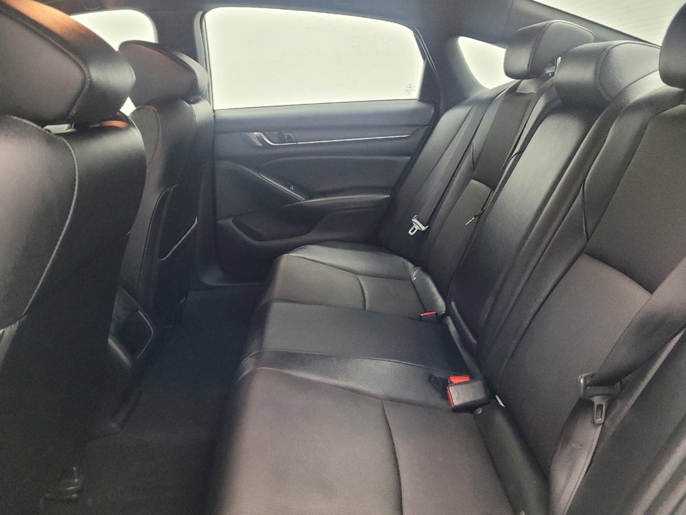 Used 2019 Honda Accord Sport image 18