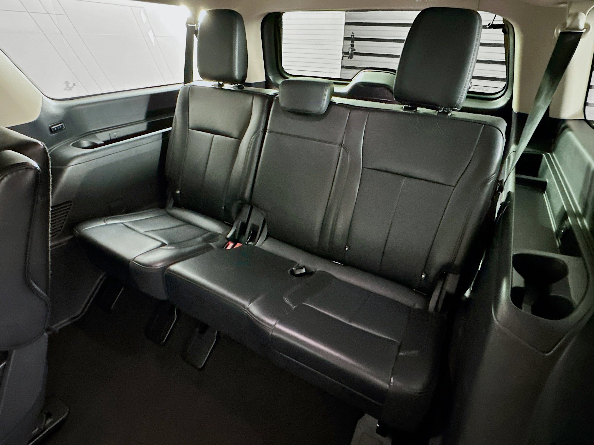 Used 2024 Ford Expedition Max XLT image 29