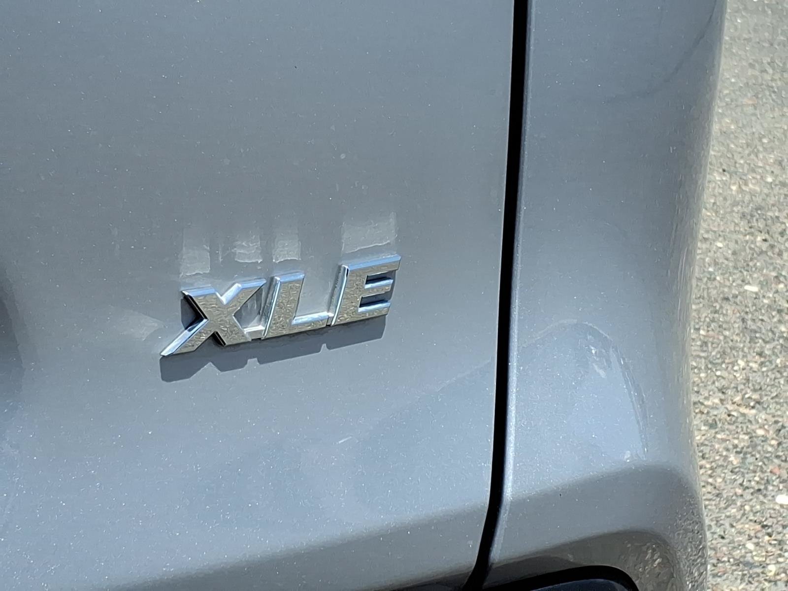 Used 2023 Toyota RAV4 XLE FWD image 16