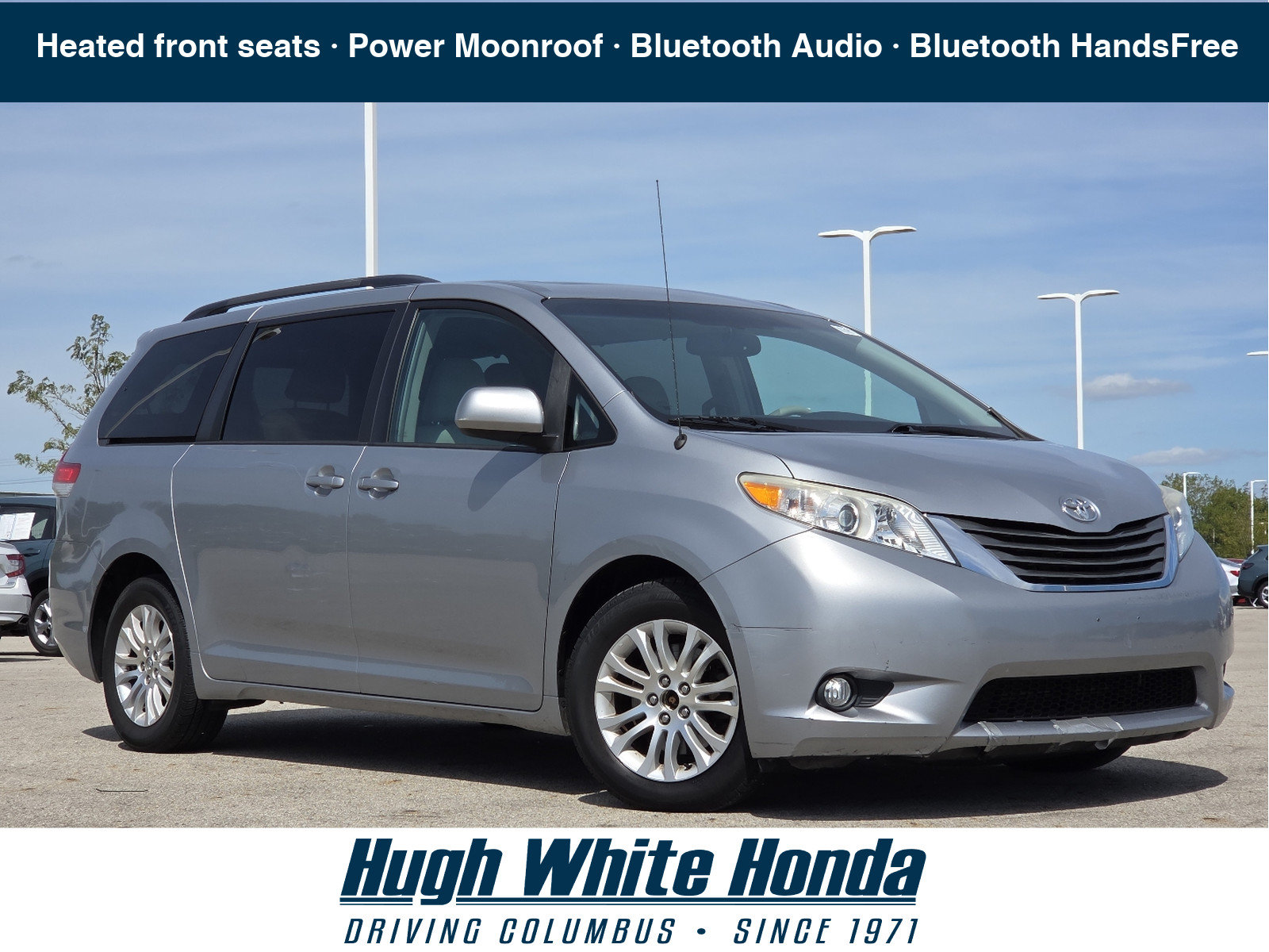 Used 2013 Toyota Sienna XLE FWD image 1