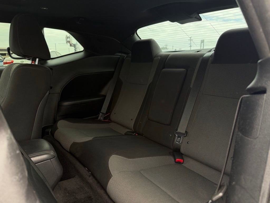 Used 2015 Dodge Challenger R/T w/ Quick Order Package 28B R/T image 26