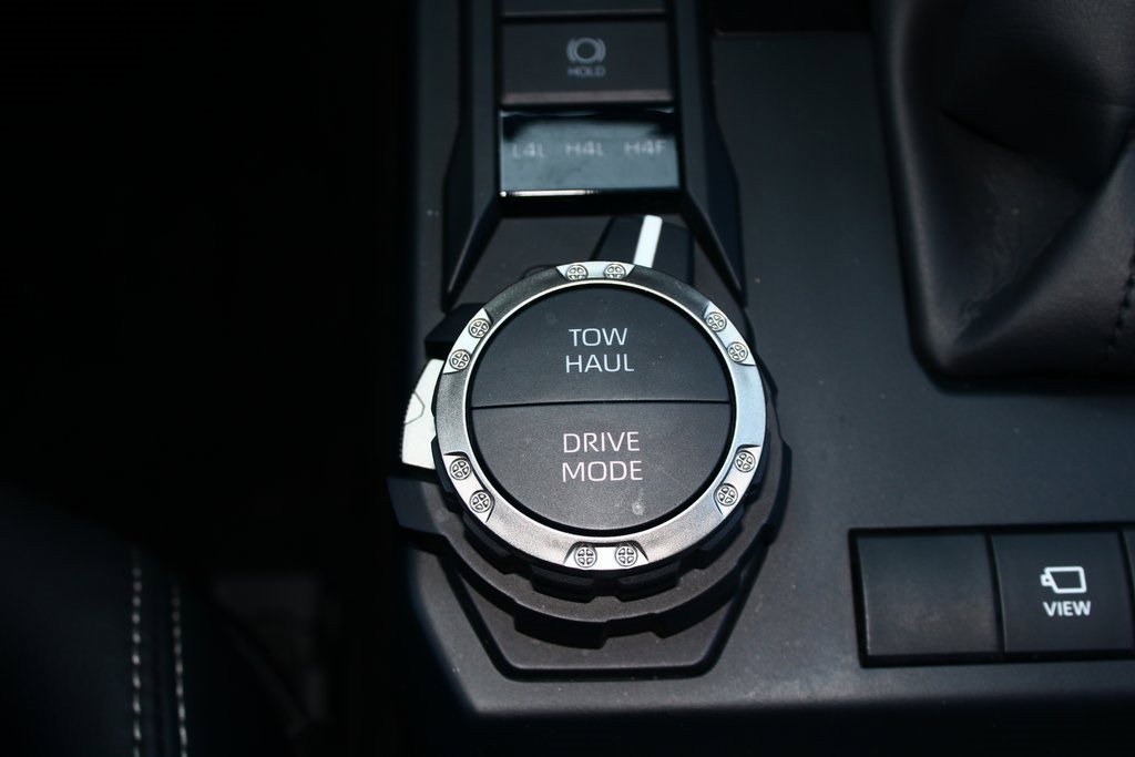 Used 2025 Toyota 4Runner Limited image 21