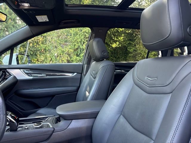 Used 2023 Cadillac XT6 Sport w/ Technology Package image 31
