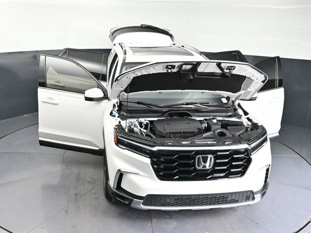 Used 2025 Honda Pilot Touring image 40