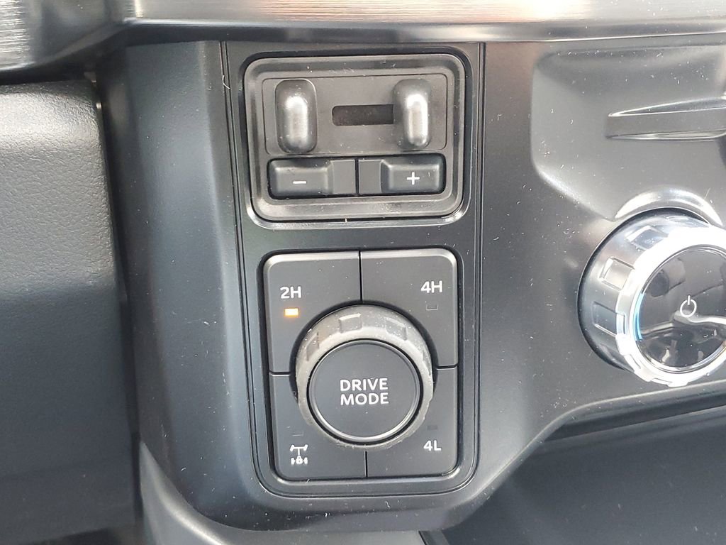 New 2025 Ford F350 Lariat w/ Lariat Ultimate Package image 29