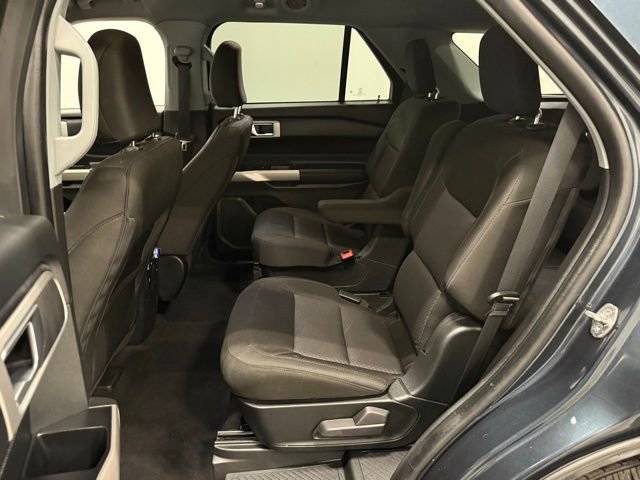 Used 2023 Ford Explorer XLT image 32
