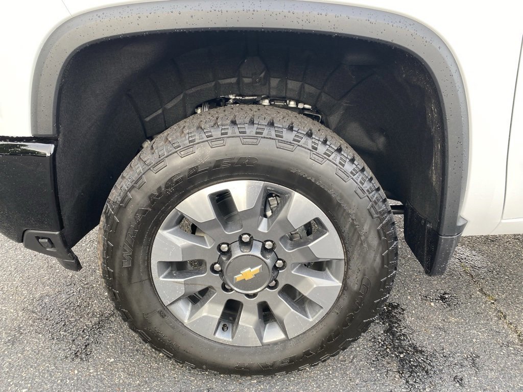 New 2025 Chevrolet Silverado 2500 Custom w/ Custom Value Package image 32
