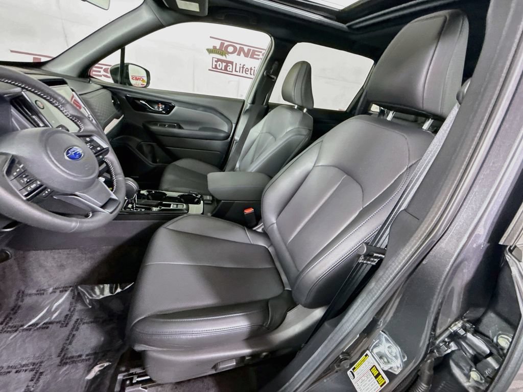 Used 2026 Subaru Forester Limited AWD/4WD image 27