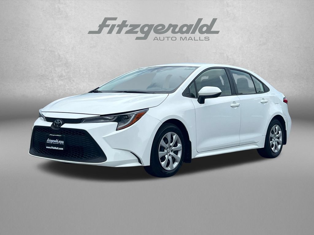 Used 2022 Toyota Corolla LE FWD image 2