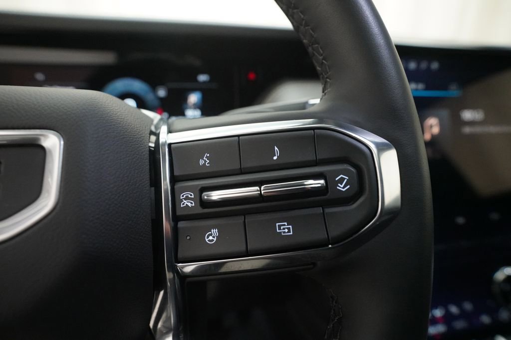 Used 2025 GMC Yukon Elevation w/ LPO, Elevation Black Package image 17