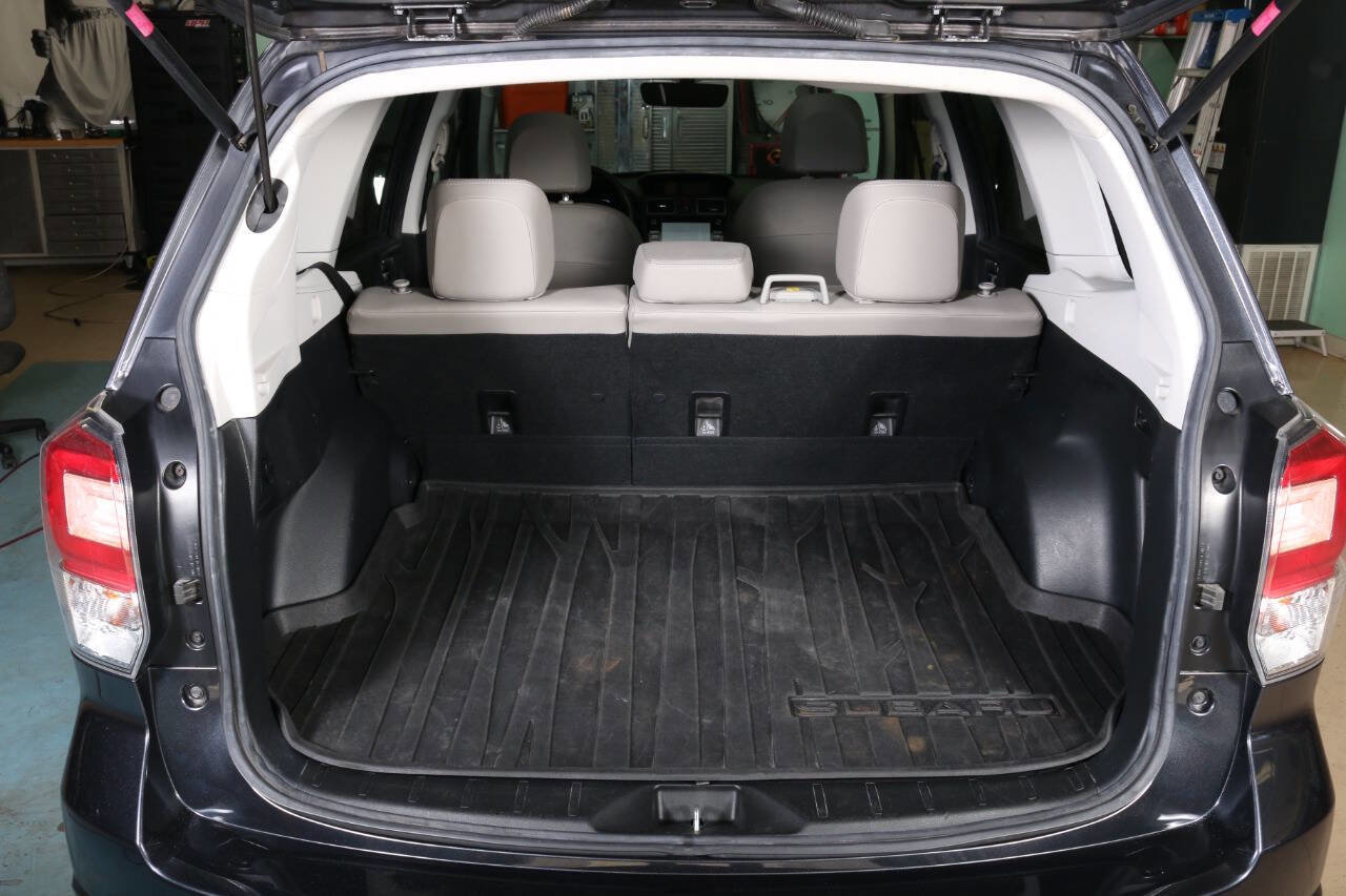 Used 2018 Subaru Forester 2.5i Limited AWD/4WD image 17