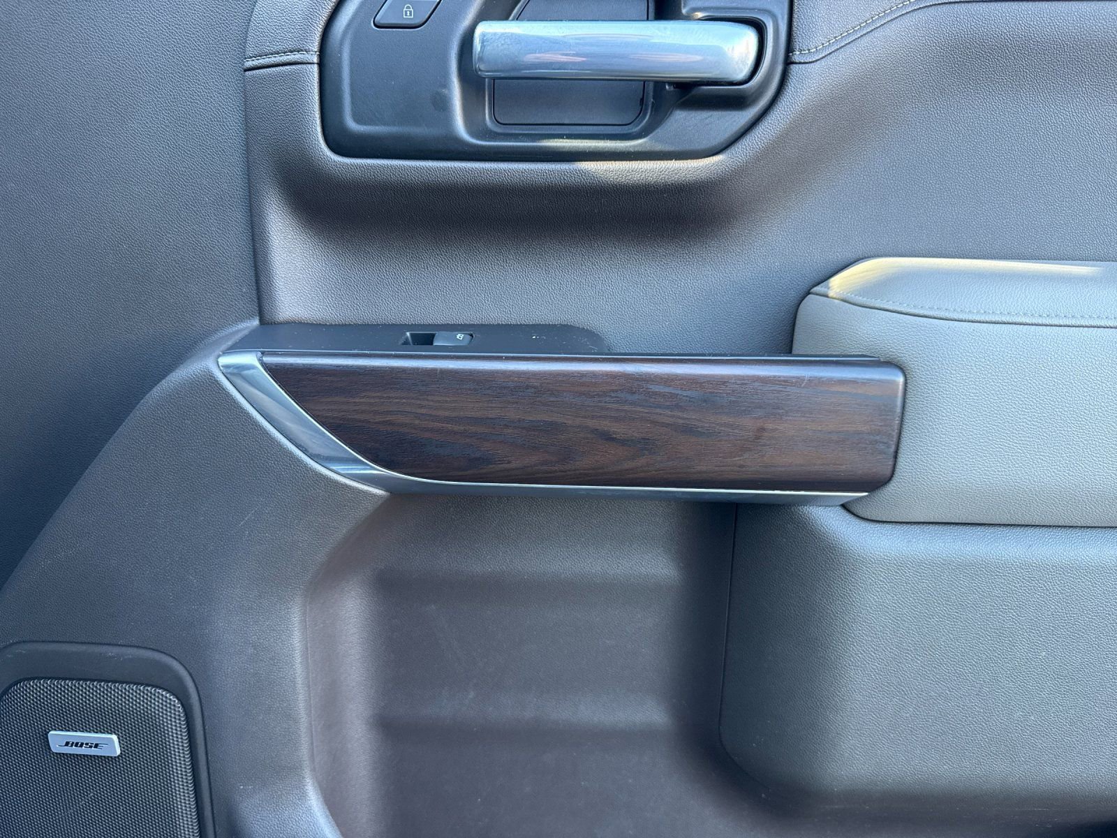 Used 2019 GMC Sierra 1500 SLT w/ SLT Premium Plus Package image 19