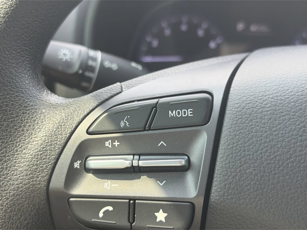 Used 2023 Hyundai Kona SEL FWD image 21