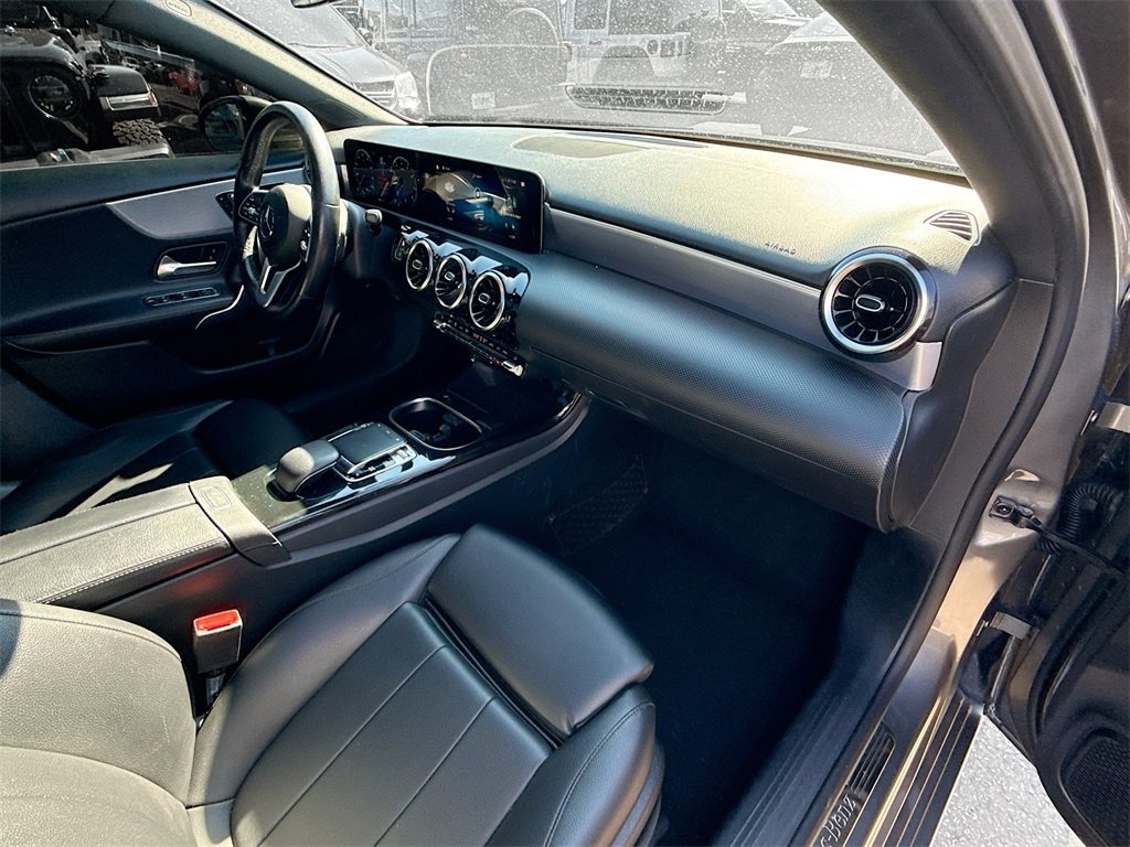 Used 2019 Mercedes-Benz A 220 4MATIC w/ Premium Package image 32