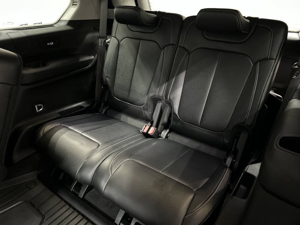 Used 2024 Jeep Grand Cherokee L Limited AWD/4WD image 21