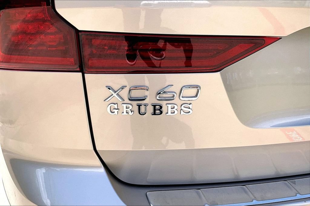 Certified 2026 Volvo XC60 B5 Plus AWD/4WD image 43