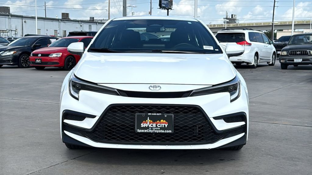 Used 2025 Toyota Corolla SE image 8