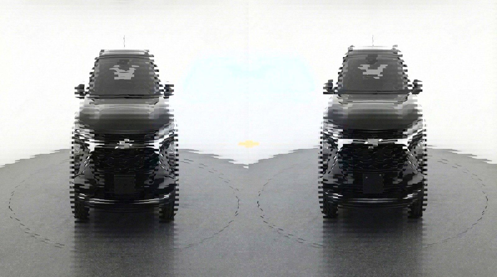 Used 2025 Chevrolet Trax LT image 2