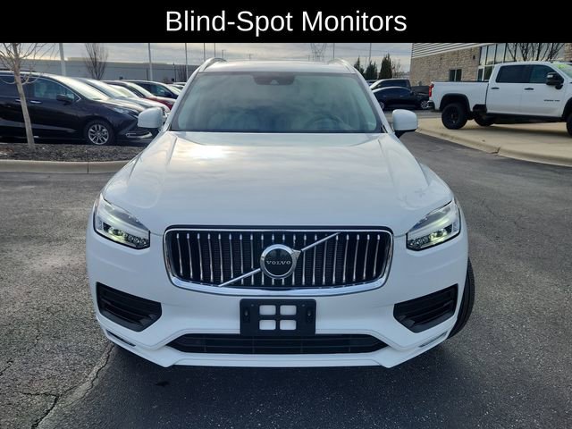 Used 2020 Volvo XC90 T5 Momentum image 2