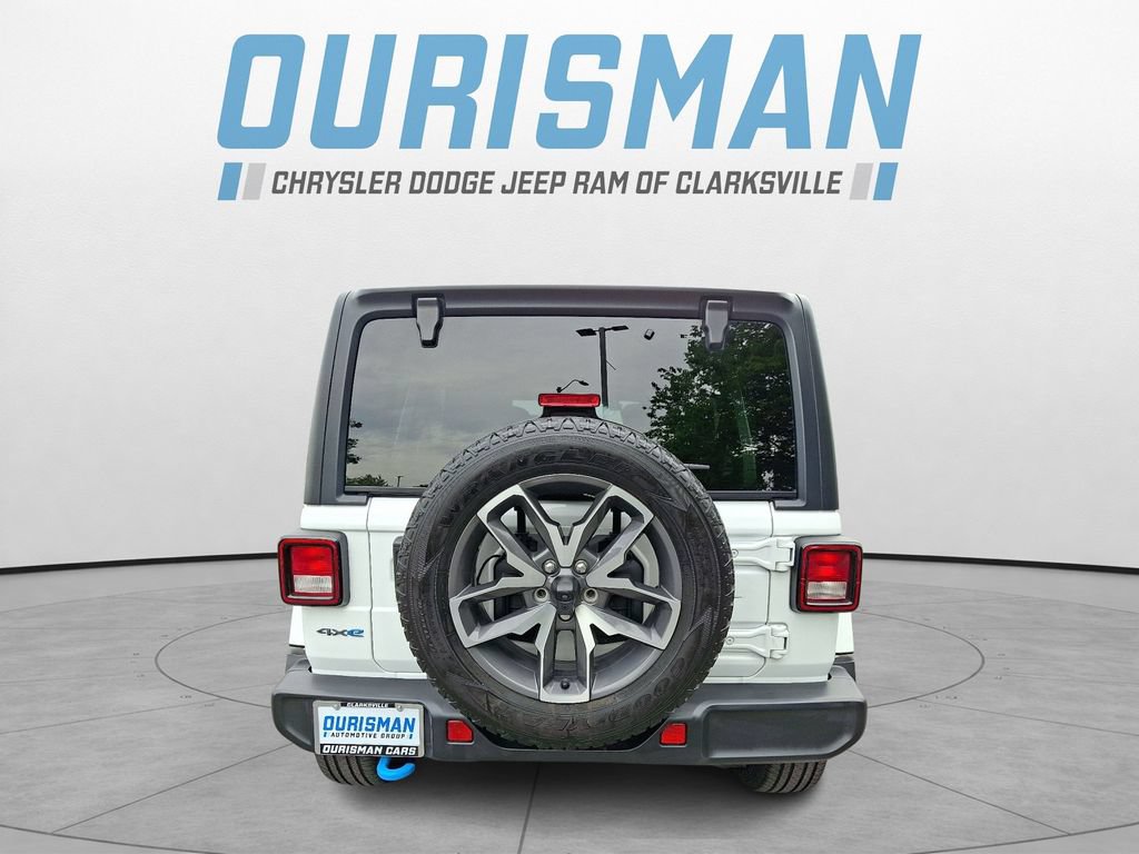 Used 2024 Jeep Wrangler Unlimited AWD/4WD image 5