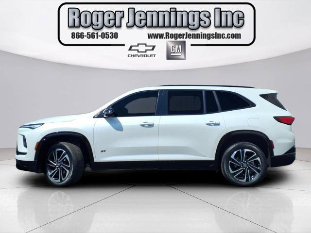 Used 2025 Buick Enclave Sport Touring AWD/4WD image 2