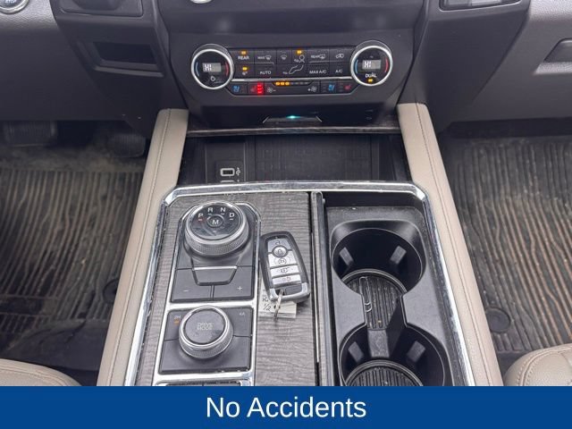 Used 2019 Ford Expedition Limited w/ Equipment Group 302A AWD/4WD image 20