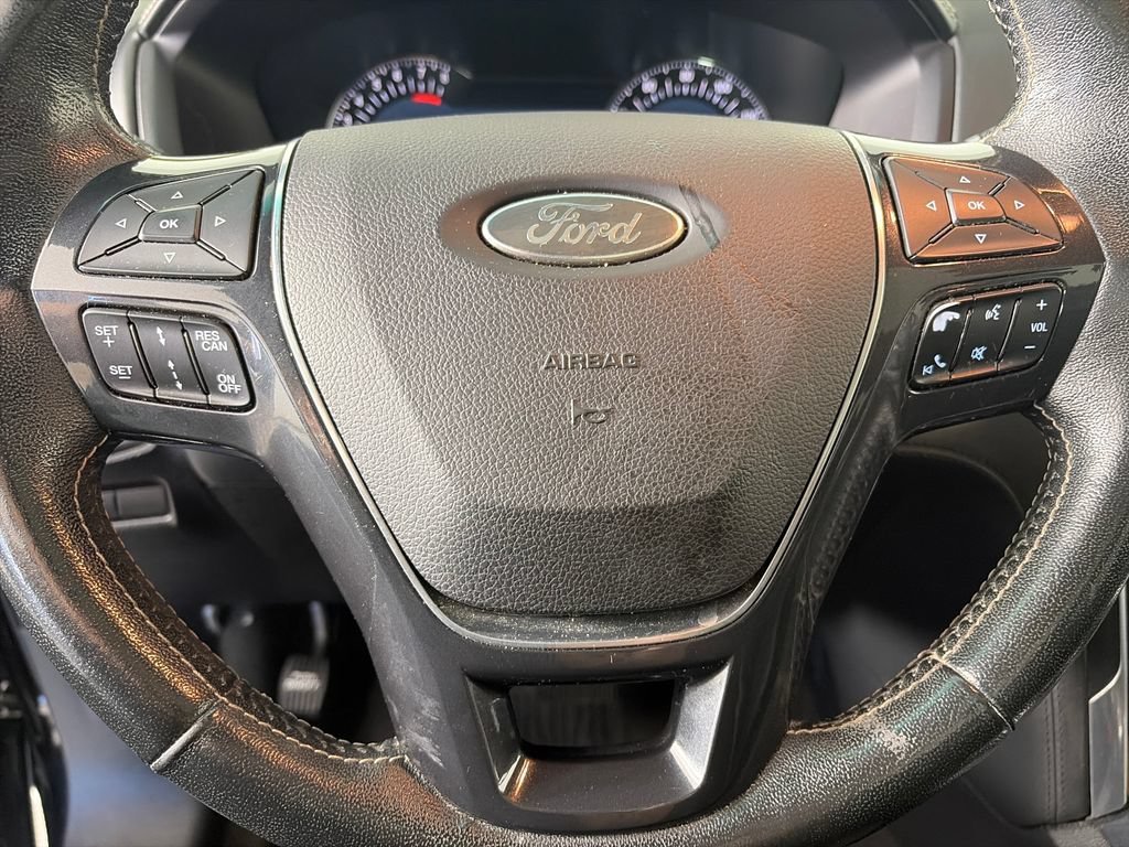 Used 2017 Ford Explorer Platinum AWD/4WD image 16