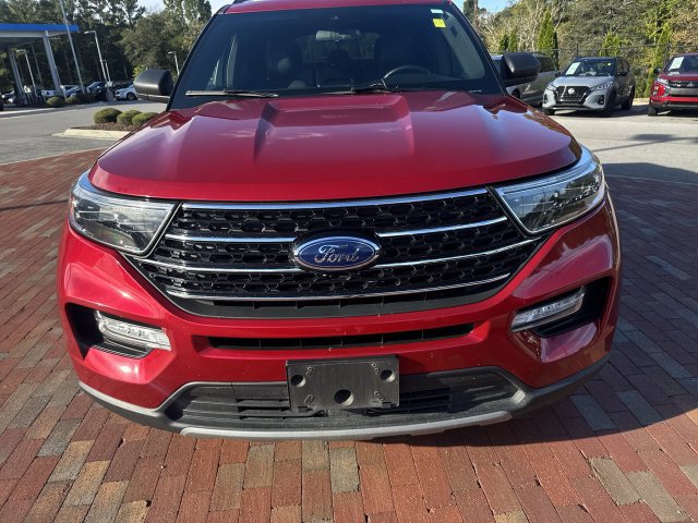 Used 2020 Ford Explorer XLT w/ Equipment Group 202A AWD/4WD image 22