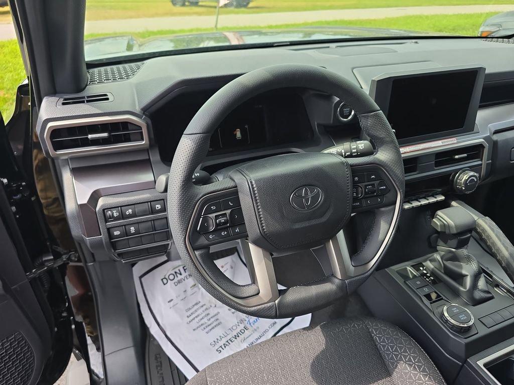 Used 2025 Toyota 4Runner SR5 image 20