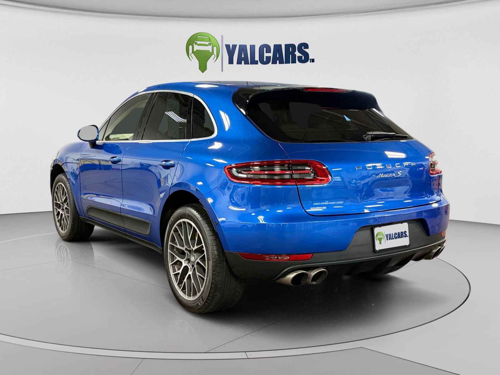 Used 2015 Porsche Macan S AWD/4WD image 3
