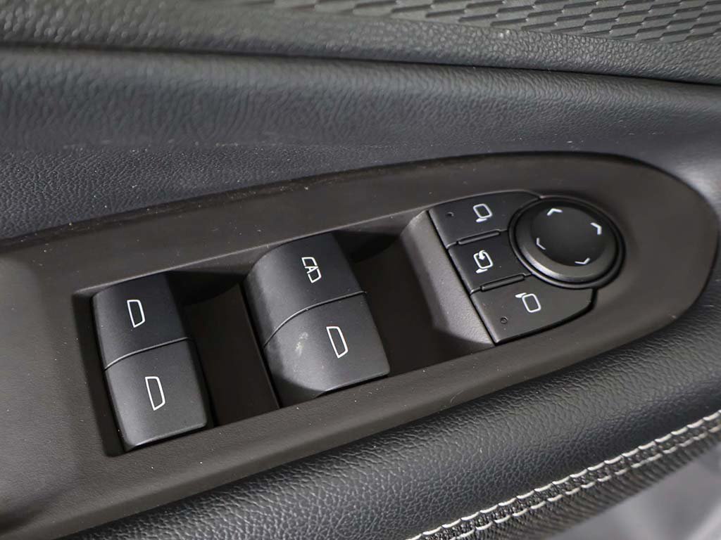 Used 2024 Chevrolet Blazer EV LT AWD/4WD image 42