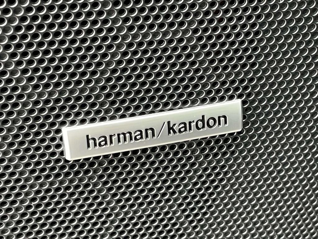 Used 2025 Subaru Ascent Bronze Edition w/ Onyx Package image 18