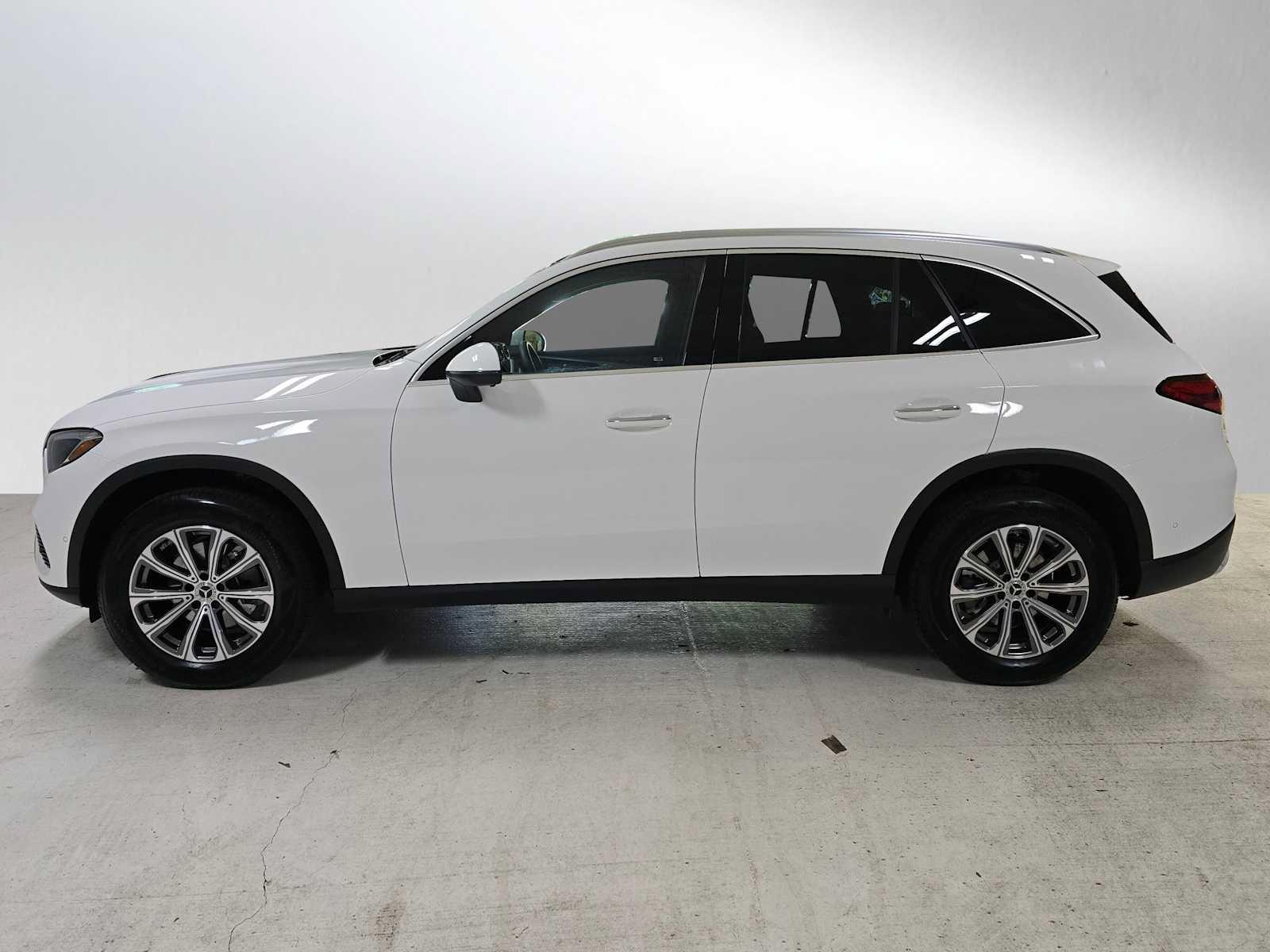 Certified 2026 Mercedes-Benz GLC 300 4MATIC image 6