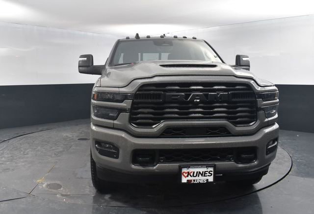 New 2026 RAM 2500 Tradesman image 2