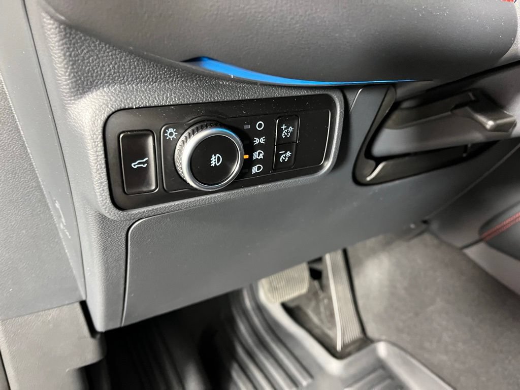 Used 2025 Ford Explorer ST AWD/4WD image 27