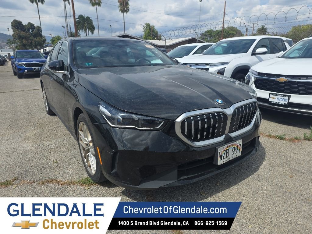 Used 2024 BMW 530i RWD image 9